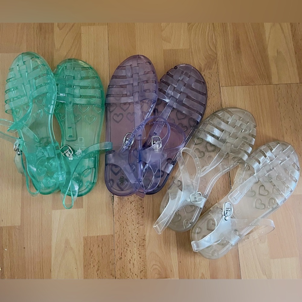 Old Navy Jelly Sandals 3 pairs - girls size 4
